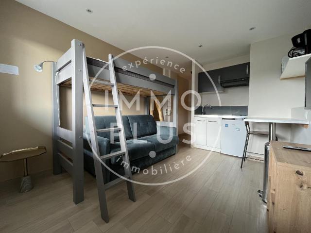 Location Appartement Studio 16,66 m² 850 €/mois C.C