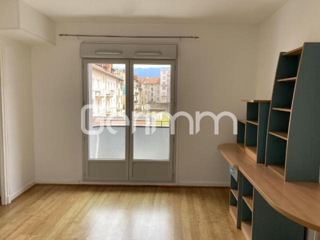 Location Appartement Studio 18,51 m² 434 €/mois C.C