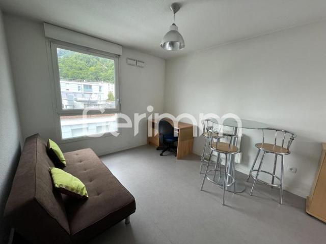 Location Appartement Studio 18,71 m² 438 /mois C.C