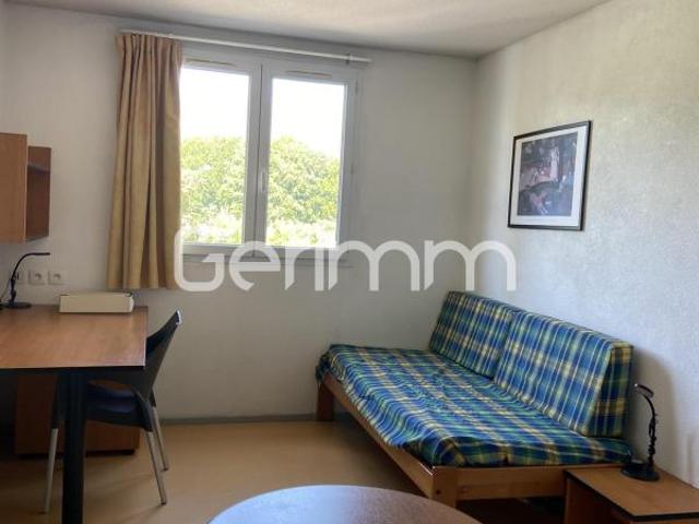 Location Appartement Studio 18,81 m² 470 €/mois C.C