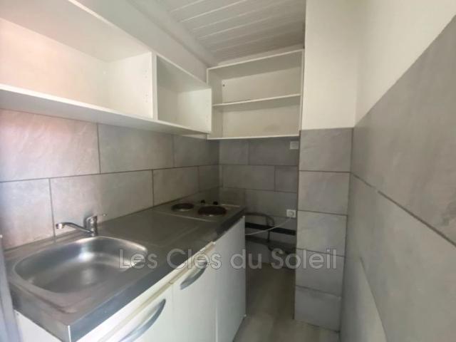 Location appartement studio 20 m² Toulon