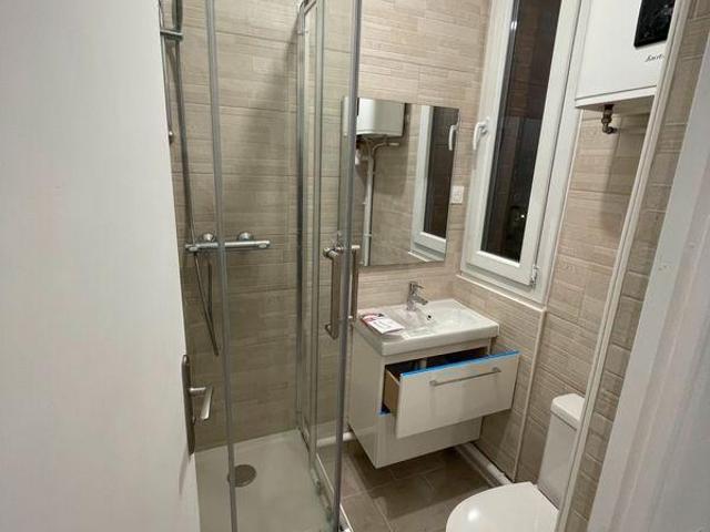 Location appartement studio à Clichy