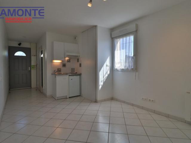 Location Saint Julien les Villas, Studio, 23m²