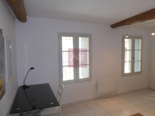 LOCATION APPARTEMENT STUDIO MEUBLÉ MONTPELLIER ECUSSON STE ANNE