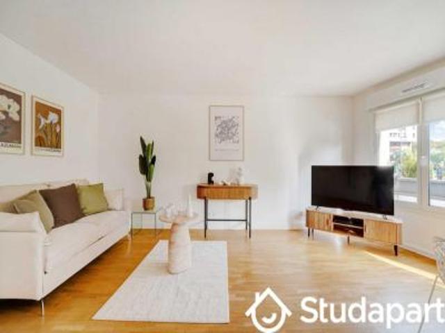 location appartement suresnes 1 pièce 52 m2 hauts de seine 92150 2475 € / mois