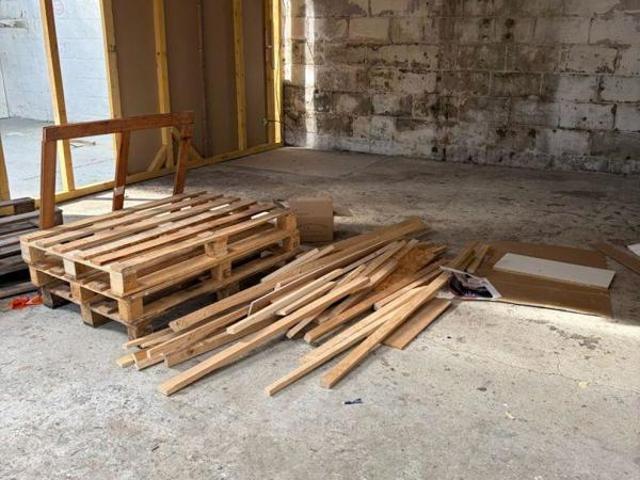 Location Atelier 200 m²