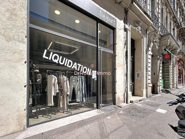 Location Autre 4 pièces 122 m2 Marseille 6ème