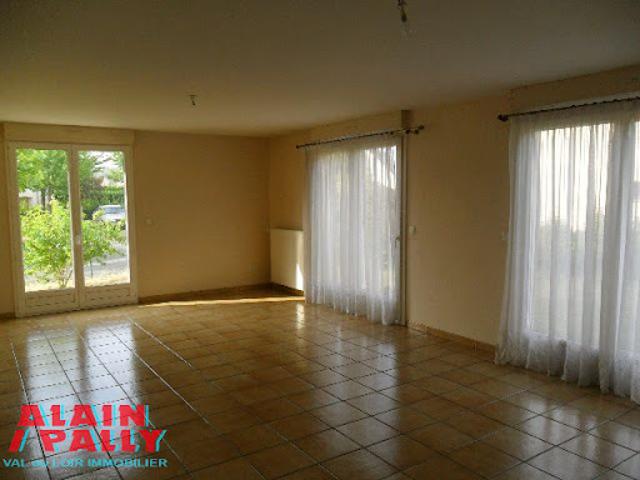 Location Autre 6 pièces 178.28 m2 Marboué