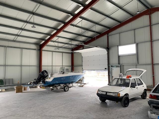 Location Autre 700 m2 Auray