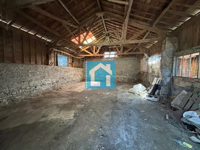 Location Autre 80 m2 Folligny