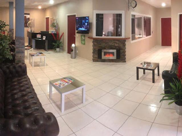 Location Autre 8 pièces 216 m2 Sète