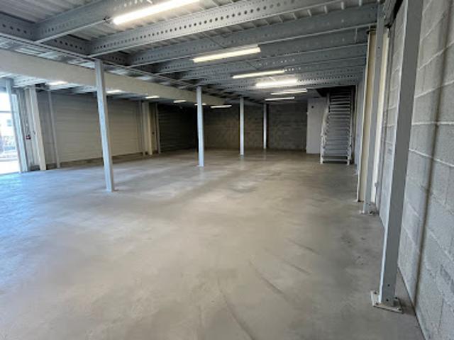 Location Autre 0 pièces 400 m2 Davézieux