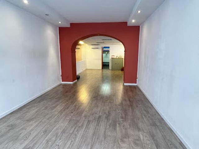 Location Fond de commerce 0 pièces 56 m2 Marseille 7ème