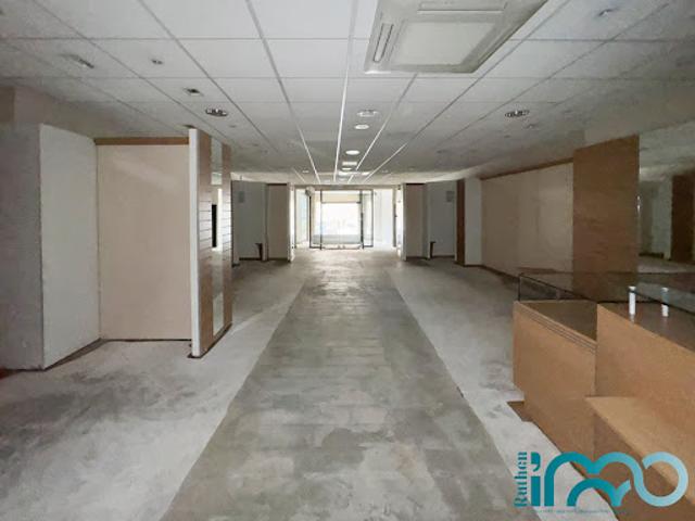 Location Autre 0 pièces 600 m2 Rodez