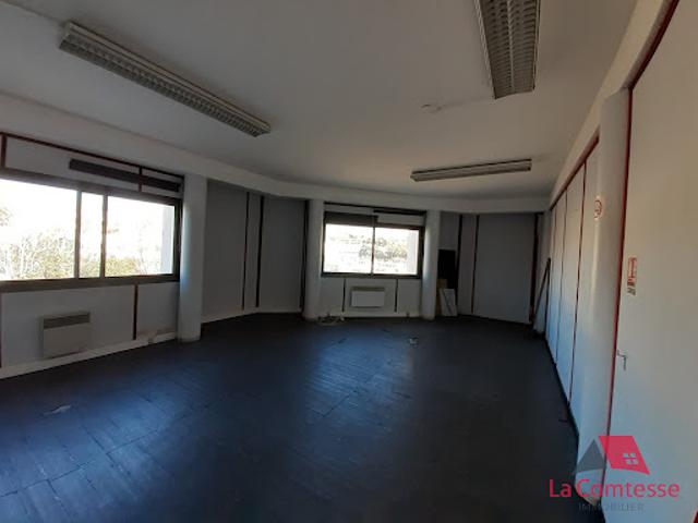 Location Autre 0 pièces 76 m2 Marseille 16ème