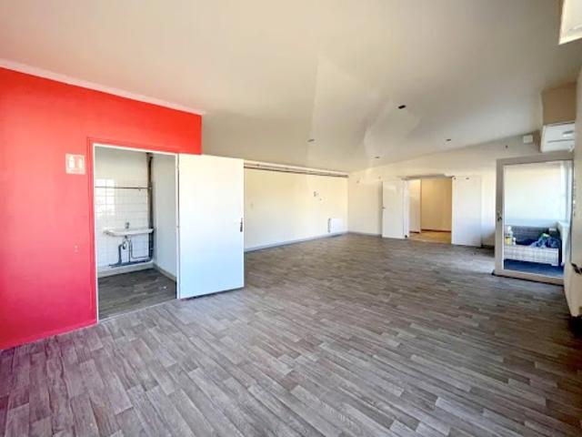 Location Autre 0 pièces 79 m2 Maulette