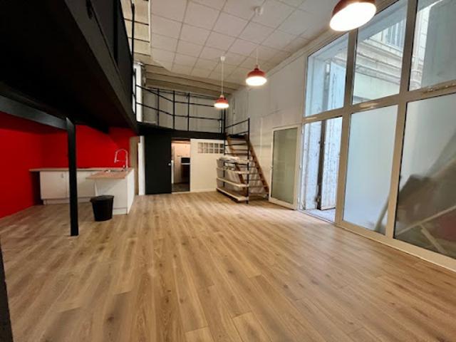 Location Autre 0 pièces 87 m2 Marseille 2ème