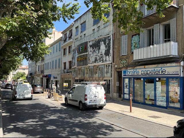 Location Autre 0 pièces 95 m2 Aubagne