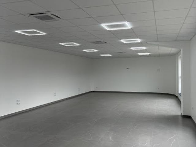 Location Autre 0 pièces 100 m2 Courtry