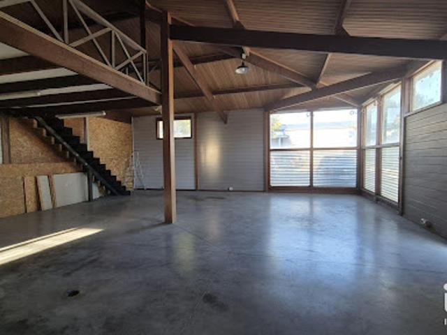 Location Autre 0 pièces 130 m2 Cavaillon