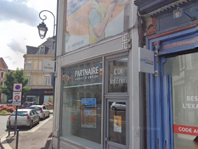 Location Autre 0 pièces 185 m2 Douai