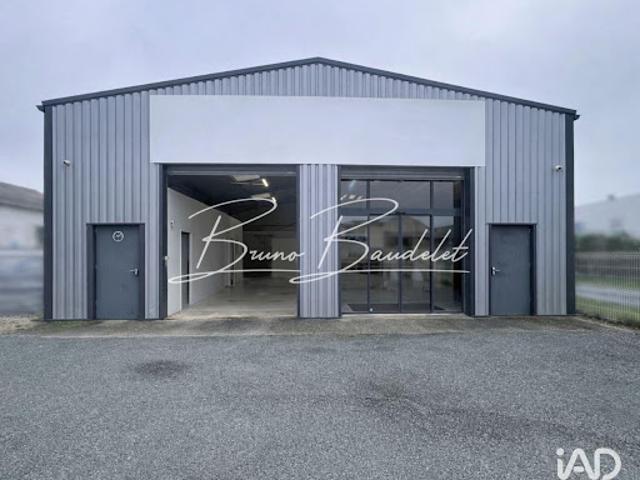 Location Autre 0 pièces 200 m2 La Sauve