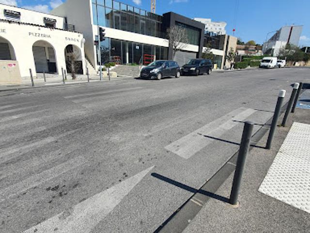 Location Autre 0 pièces 208 m2 Marseille 14ème