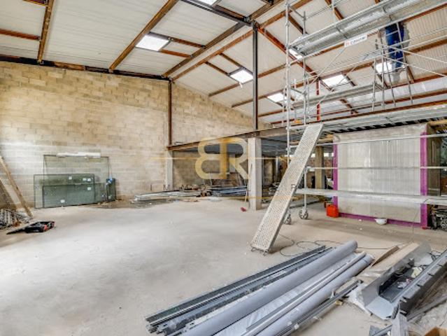 Location Autre 0 pièces 370 m2 Montreuil