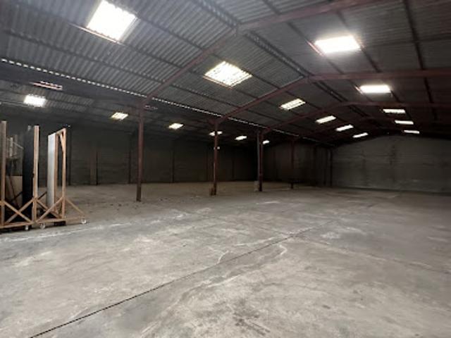 Location Autre 1 pièce 1205 m2 Saint Alban