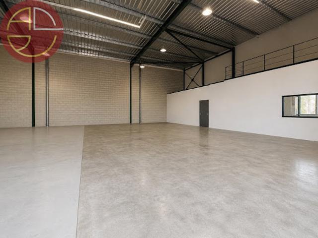 Location Autre 1 pièce 385 m2 Plaisance du Touch