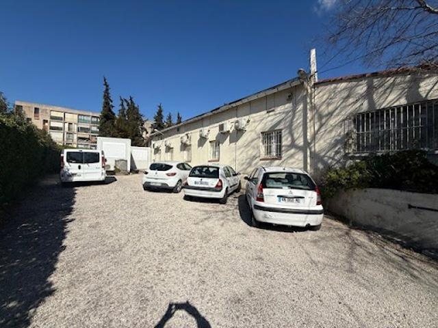 Location Autre 1 pièce 300 m2 Marseille 14ème