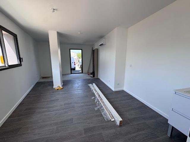Location Autre 24 m2 Saint Vivien