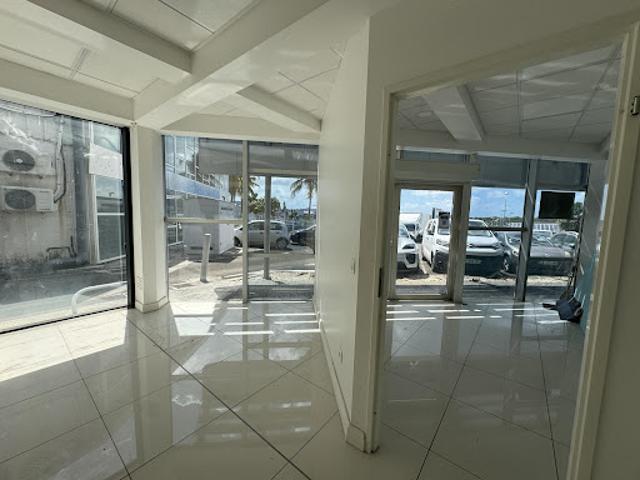 Location Autre 3 pièces 65 m2 Baie mahault