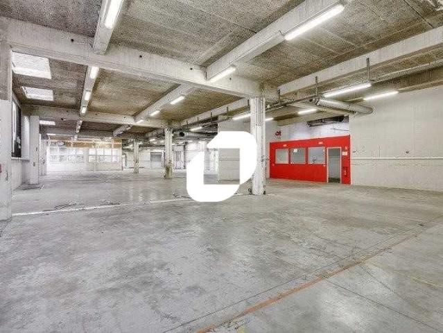 Location bâtiment d'activité Aubervilliers Proximité métro et Porte de la Villette
