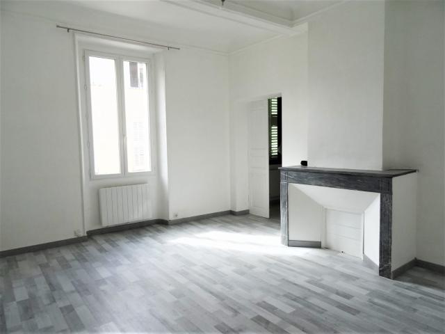 Location Bel appartement T3 dans rue pietonne | Agence Clemenceau