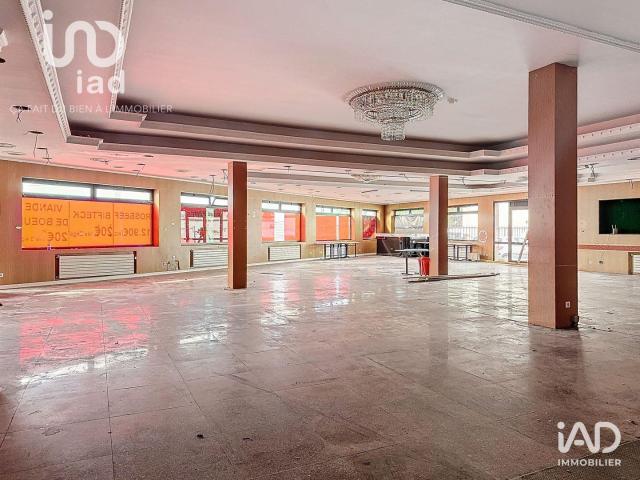 Location Boutique/Local commercial 900 m²
