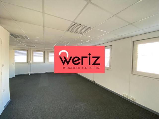 Location bureaux Marseille 8 Bonneveine, proche bus et tunnel Prado