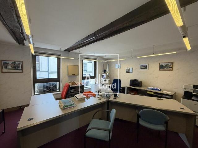 Location bureaux Melun Proche préfecture et école Saint Aspais