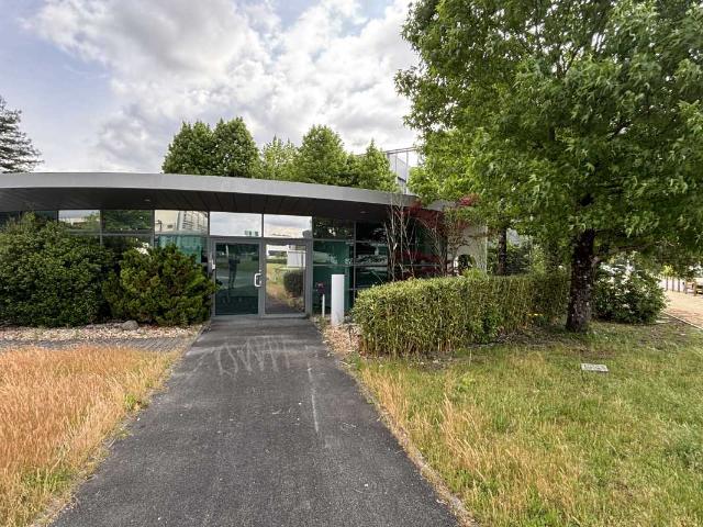 Location bureaux Mérignac Aéroport Proche bus, tram et autoroute