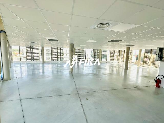 Location bureaux Mérignac Proche tram A et Bordeaux