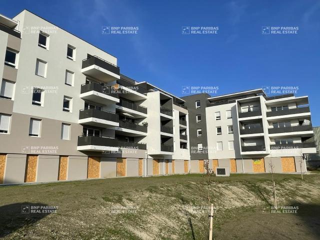 Location bureaux Meylan Proximité transports et services