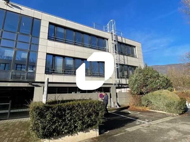 Location bureaux Meylan, proche bus 80 C1 et autoroute A41