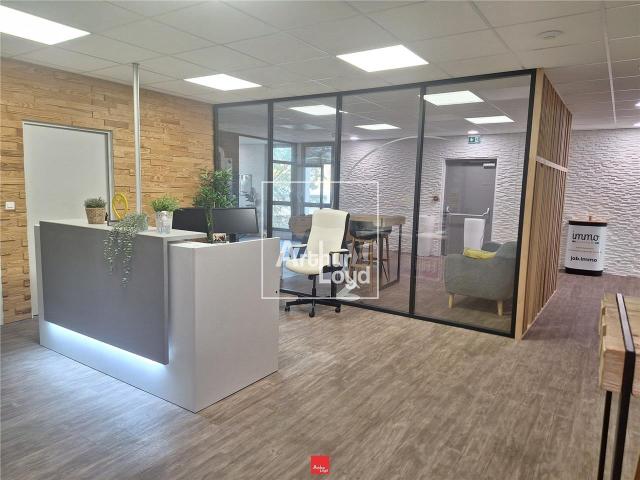 Location bureaux Montbonnot Saint Martin avec parking et accès autoroute