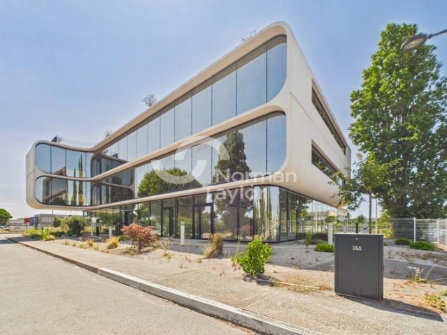 Location bureaux Montpellier Immeuble R+3 récent, accès PMR
