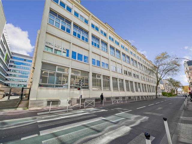 Location bureaux Montrouge Métro Mairie de Montrouge à 300 m