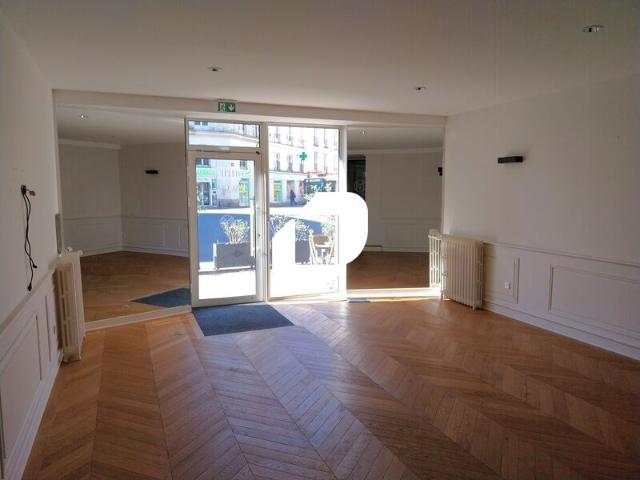Location bureaux Nantes centre Proche tramway, bus et gare