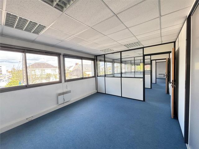 Location bureaux Nantes Proche tram et parkings sécurisés