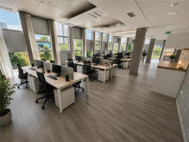 Location bureaux Nantes Quartier Euronantes proche gare SNCF