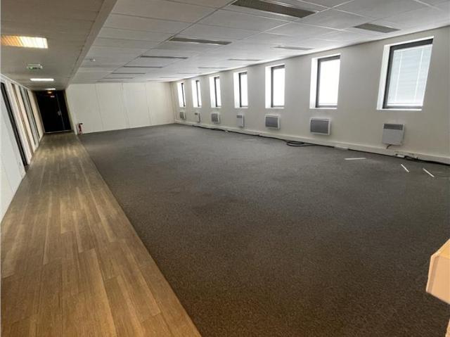 Location bureaux Nanterre Proche Défense et transports