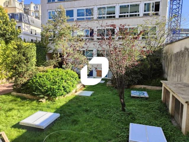 Location bureaux Neuilly sur Seine Métro Pont de Neuilly